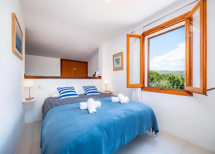 Faro Attic B Pollença